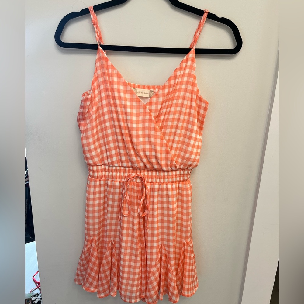 🍑 Gingham Romper Altar’d State Small